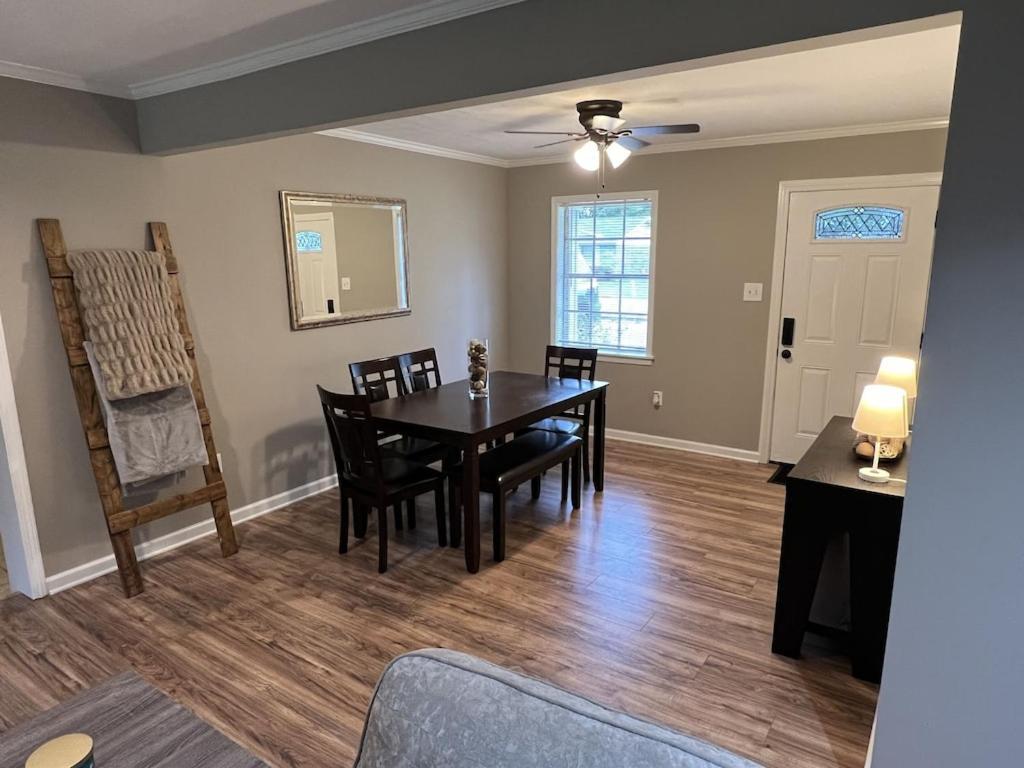 Spacious 3 Bedroom Home Near Amphitheater/Baseball/Shopping And Much More بيرل المظهر الخارجي الصورة